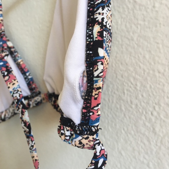 Volcom String Bikini Top - Picture 4 of 5